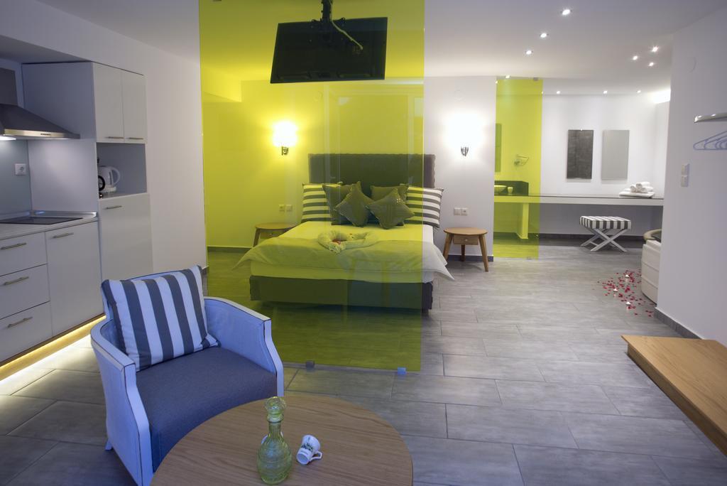 Kapahi Seaview Hotel Apartments Potos Exteriör bild